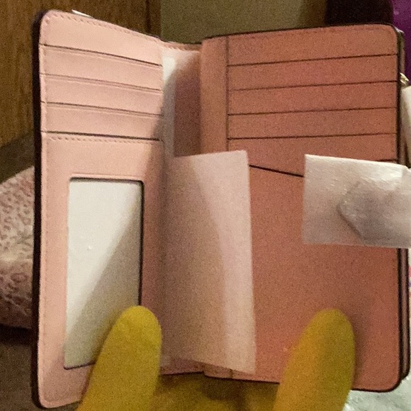 Kate Spade LKO Staci - Picture 3 of 10